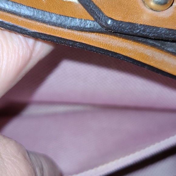 Dooney & Bourke purse - Picture 5 of 14